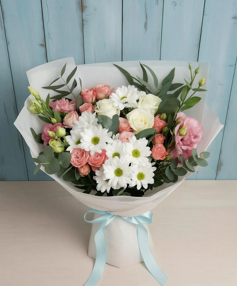 Букет цветов из: Розы, Лизиантусы и Хризантемы в Розе Челябинской области