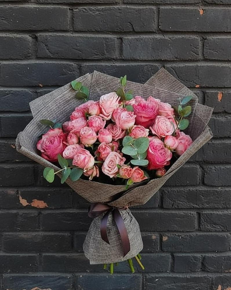 Букет цветов из: Розы в Розе Челябинской области