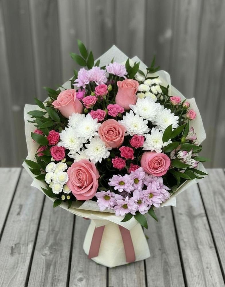 Букет цветов из: Альстромерии, Гвоздики, Розы и Хризантемы в Розе Челябинской области
