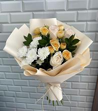 Букет цветов из:  Розы и Хризантемы в Розе Челябинской области