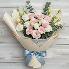 Букет цветов из:  Лизиантусы #REPLACE_PRED# Розе Челябинской области