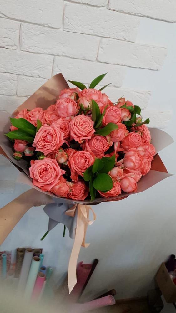 Букет цветов из: Розы в Розе Челябинской области