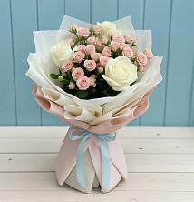 Букет цветов из:  Розы в Розе Челябинской области