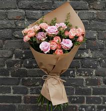 Букет цветов из:  Розы в Розе Челябинской области