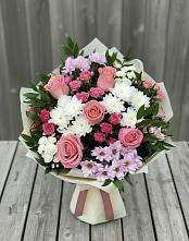 Букет цветов из:  Альстромерии, Гвоздики, Розы и Хризантемы в Розе Челябинской области