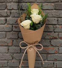 Букет цветов из:  Розы в Розе Челябинской области