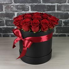 Цветочная композиция из Розы в шляпной коробке #REPLACE_PRED# Розе Челябинской области