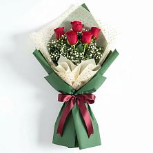 Букет цветов из:  Розы в Розе Челябинской области