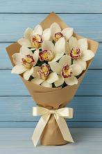 Букет цветов из:  Орхидеи и Розы в Розе Челябинской области