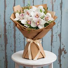 Букет цветов из:  Орхидеи и Розы #REPLACE_PRED# Розе Челябинской области