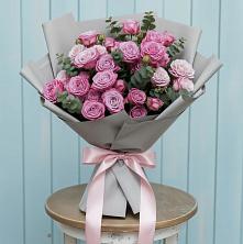 Букет цветов из:  Розы в Розе Челябинской области